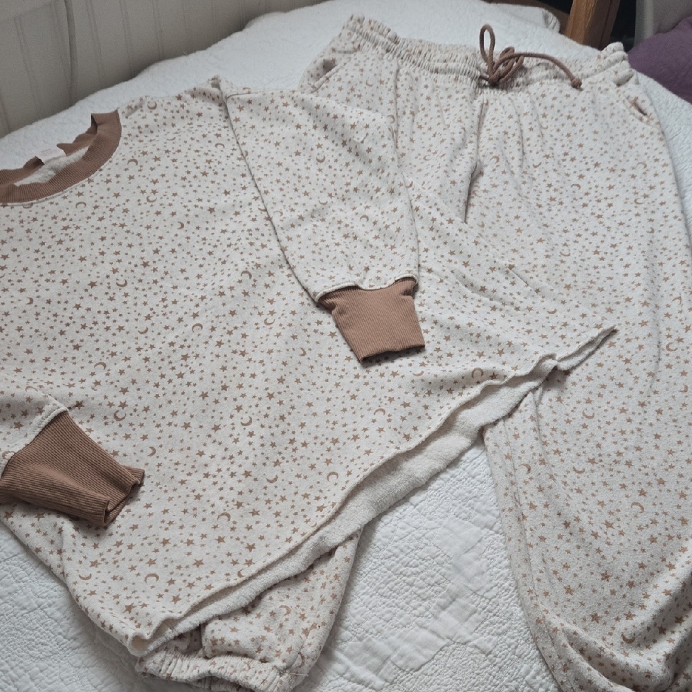 Secret Treasures Cream and Brown Pajama Set Classic Comfort
